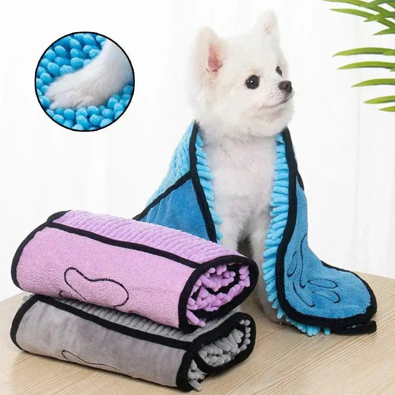 Blue super absorbent microfiber pet towel bathrobe with double pockets, quick-dry design, ideal for drying pets after baths.